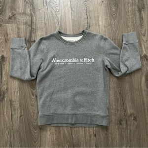 Abercrombie & Fitch Crewneck fleece